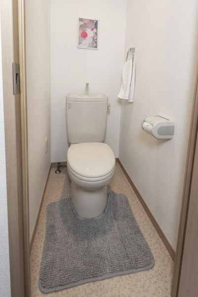 トイレ（Aタイプ）　清潔感のある独立したトイレです。