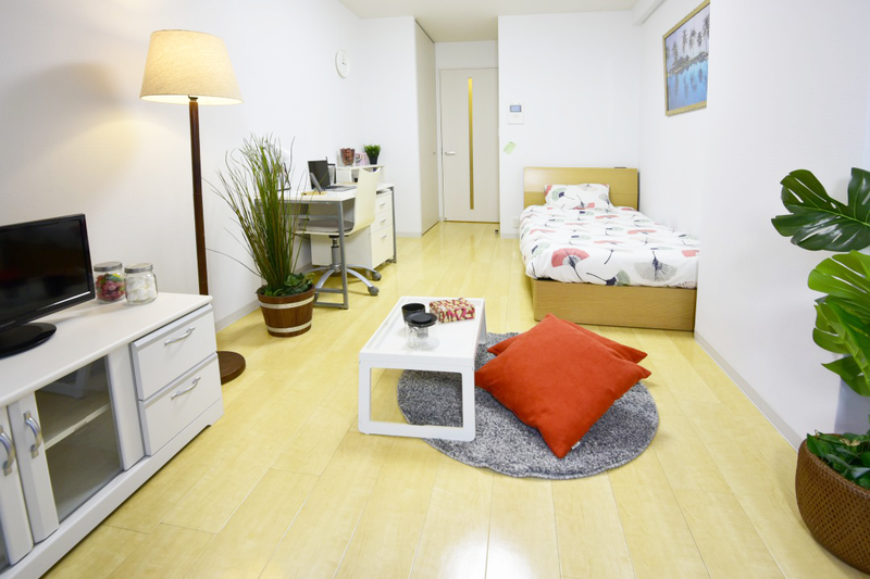 居室（Bタイプ）　7.5帖の広めのお部屋です。※モデルルームのため小物は付きません。