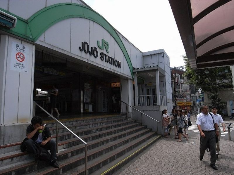一つ隣の十条駅は帝京大学の最寄り駅。