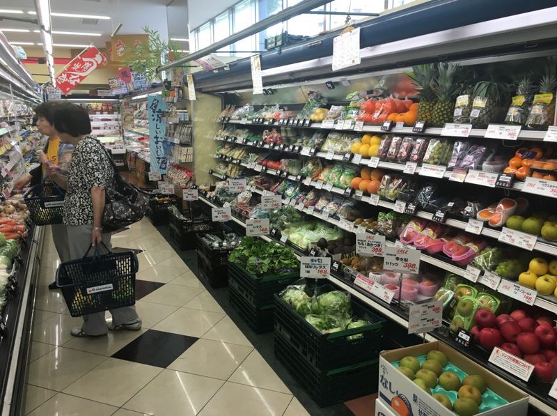 マルエツプチ　護国寺駅前店　物件まで徒歩7分。深夜まで営業しているスーパーです。