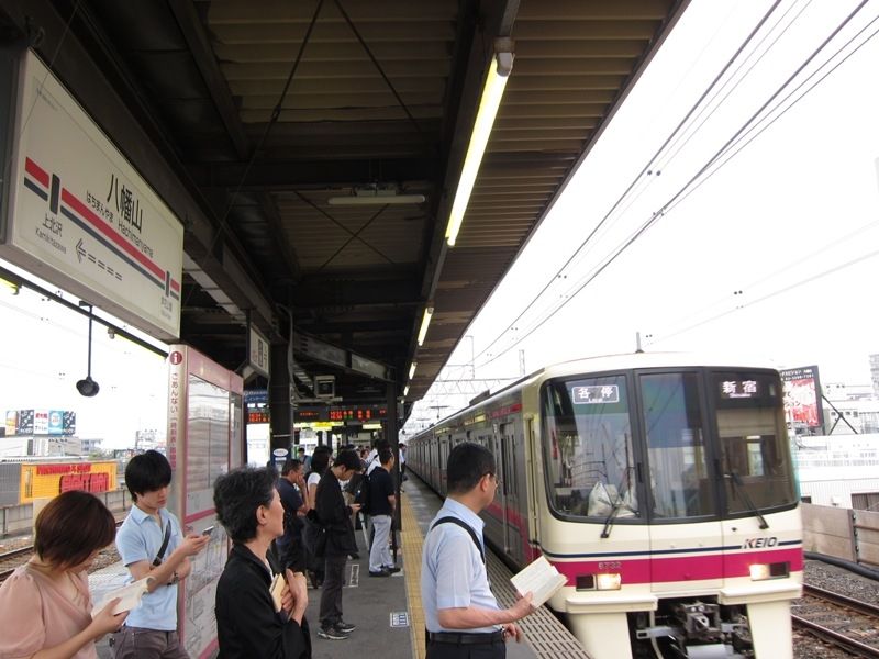 京王線は通勤通学時間帯には5分間隔で運行。東京大学や日本大学への通学も便利！