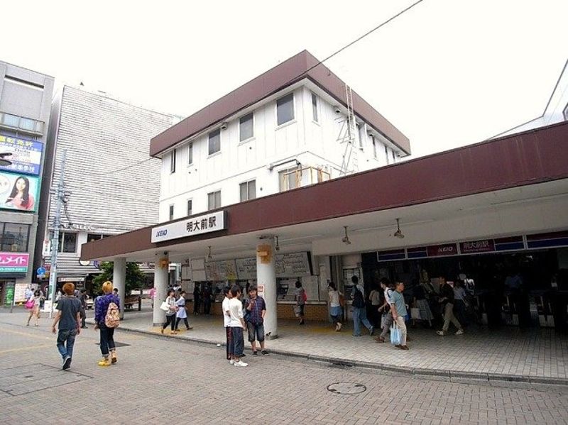 京王線多磨霊園駅から明大前駅まで約１５分