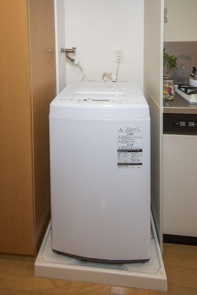 洗濯機置き場（Bタイプ）　室内で洗濯をすることが出来ます。※モデルルームのため家具家電以外小物は付きません