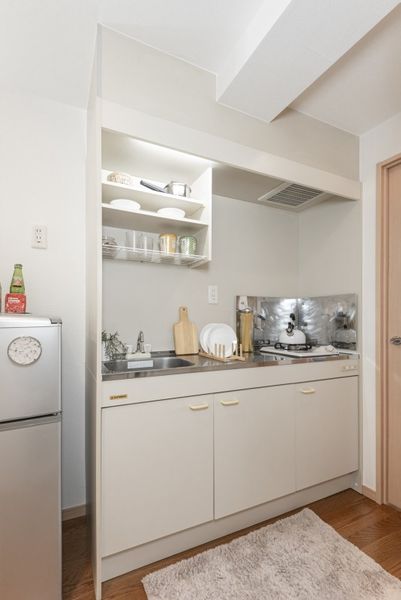 キッチン（Aタイプ）　まな板が置けるスペースのある広めのキッチンです。