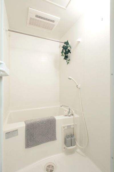 浴室（Aタイプ）※モデルルームの写真です。小物はございません。