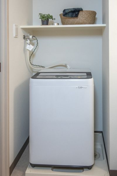 洗濯機置き場（Ａタイプ）※モデルルームのため家具家電以外の小物はございません。